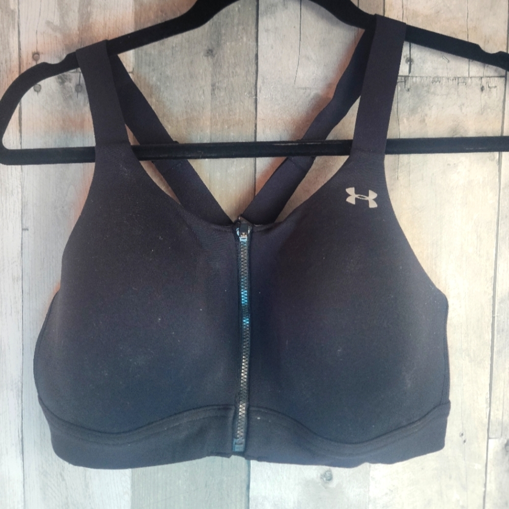Under Armour Eclipse Zip Front Sports Bra 38c